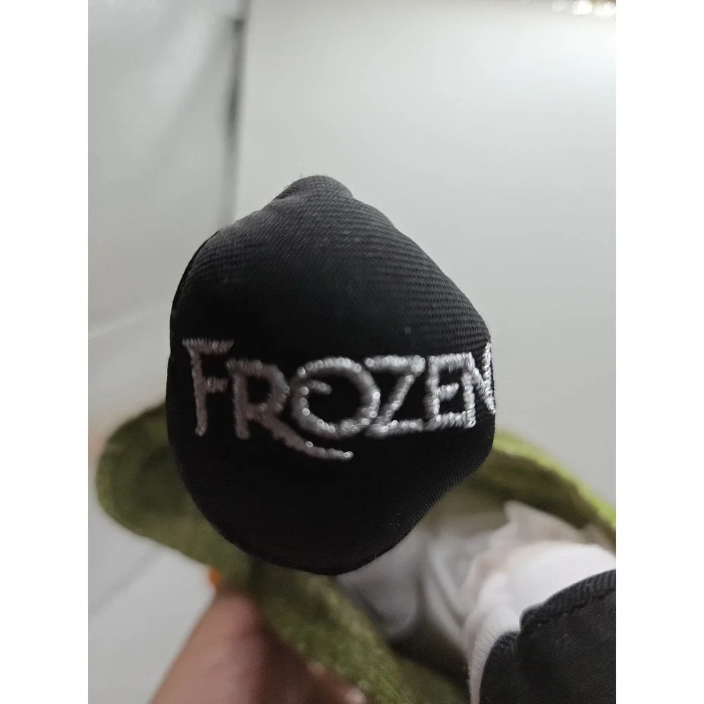 Frozen Broadway Musical Anna  15
